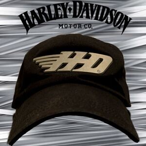 Black Harley Davison adjustable hat w/Metal